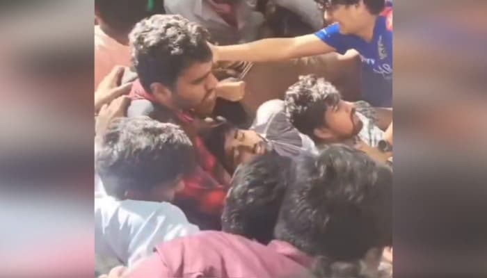 ബെംഗളൂരു ചിന്നസ്വാമി സ്റ്റേഡിയം അപകടം; മരിച്ച 11പേരിൽ മലയാളിയും ഉൾപ്പെടുന്നുവെന്ന് വിവരം, കണ്ണൂർ സ്വദേശി