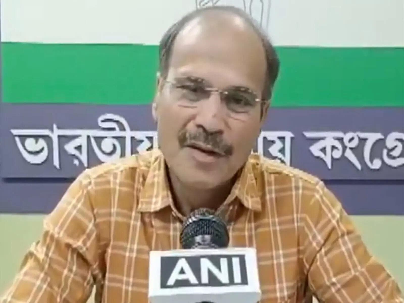 'Do ghaz ki doori': Adhir Choudhary on BJP keeping distance from rebel Trinamool MLAs