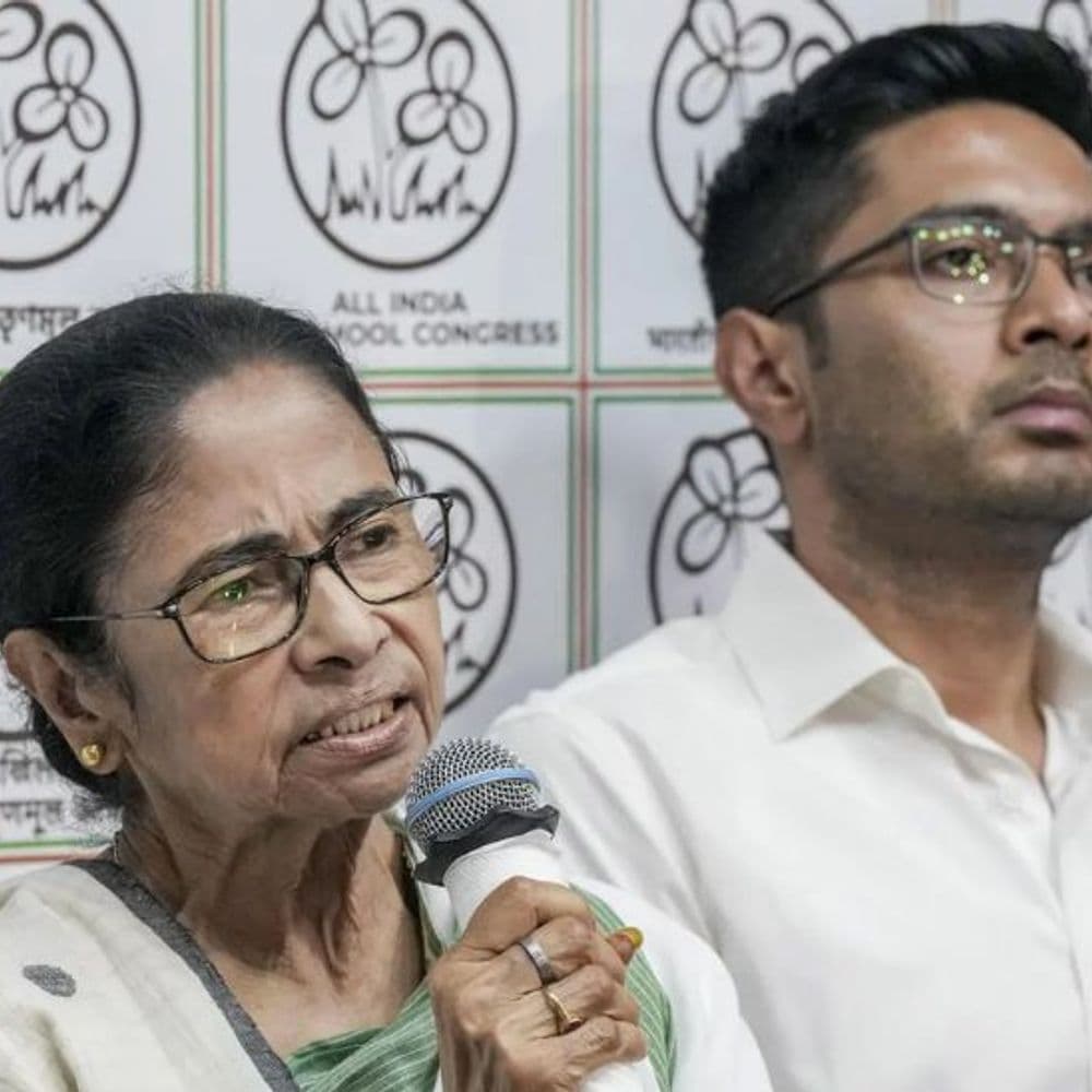 13 दिन में टूटी 28 साल पुरानी TMC:दिल्ली से शुरू हुआ बगावत का खेल, 58 विधायक अलग; शुभेंदु की बैठक में ममता के करीबी पहुंचे