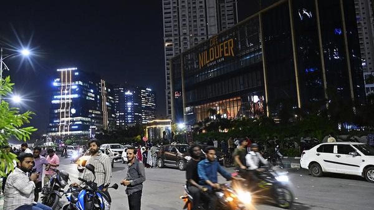 Cyberabad mulls paid parking on Knowledge City roads amid traffic, street racing concerns